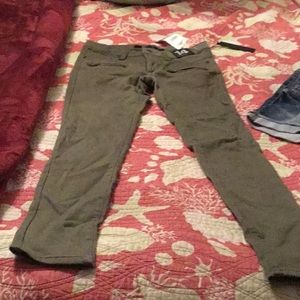 Joe’s  green jeggings